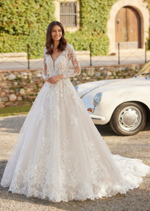Long Sleeves Beaded Ivory Lace Tulle Floral Stunning Wedding Dress